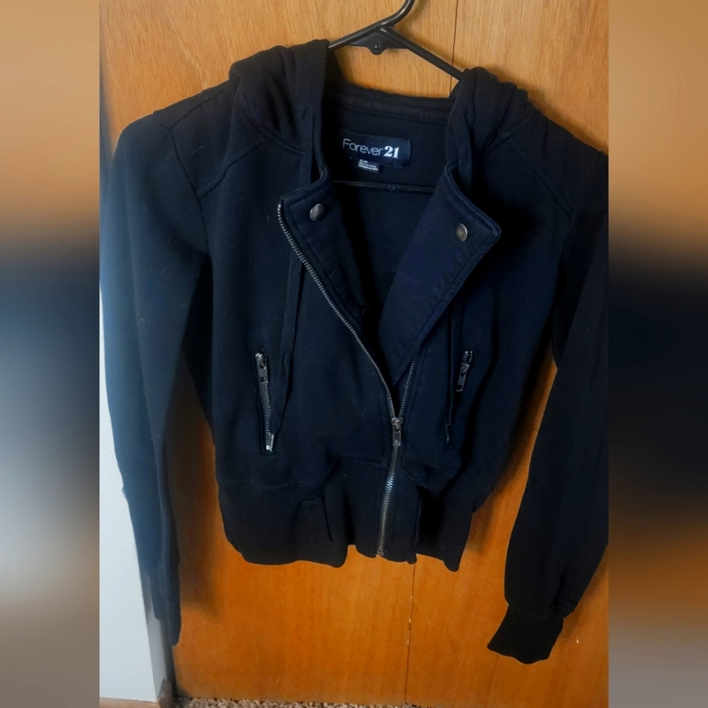 Black crop top hoodie